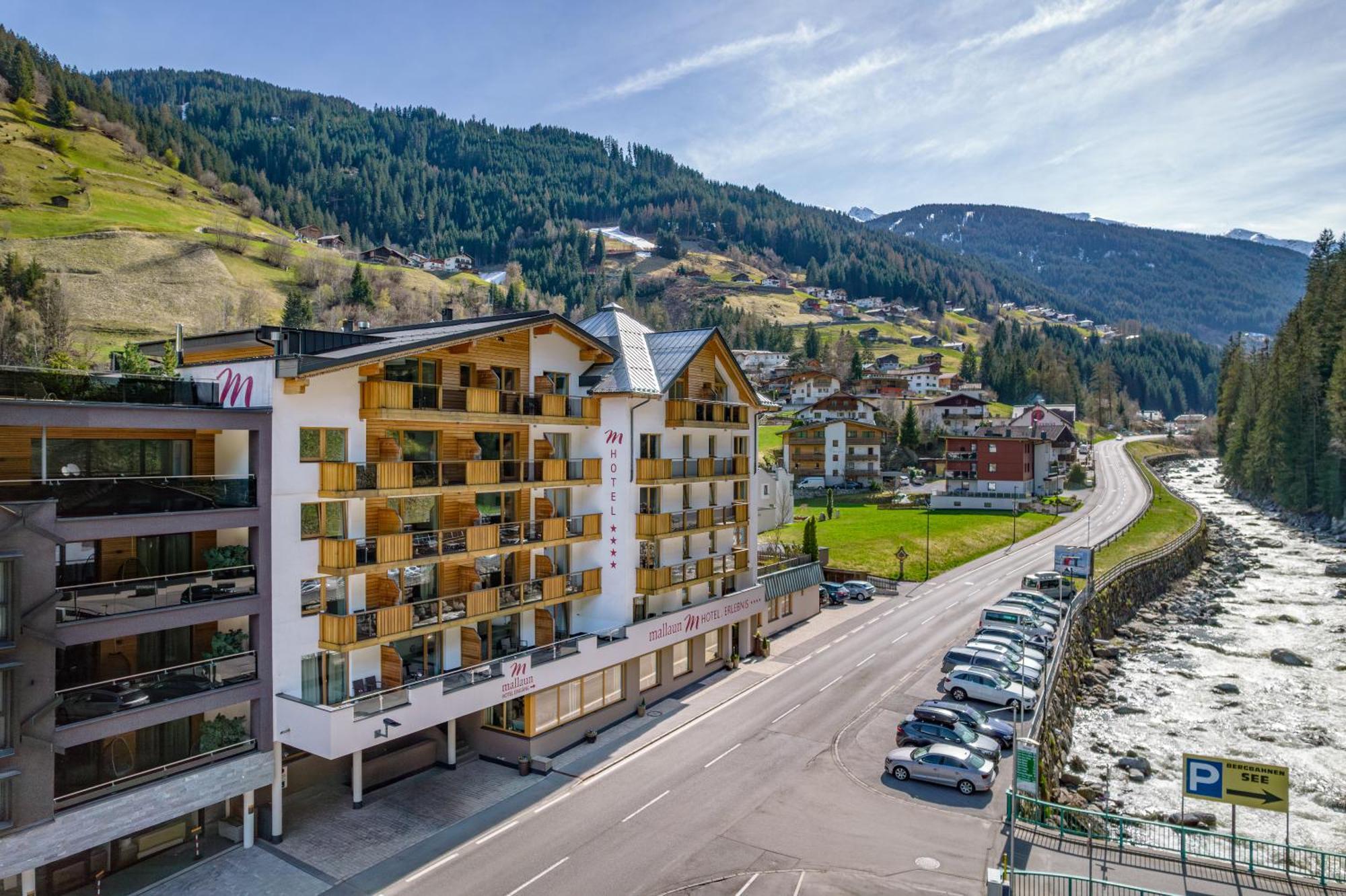Mallaun Hotel.Erlebnis ゼー エクステリア 写真